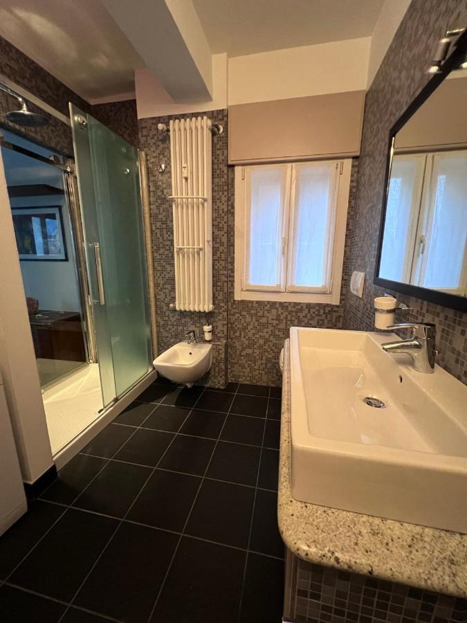 Casa Vacanze Attico Sul Lago Di Lecco, A Due Passi Dal Centro Con Posto Auto Exterior foto